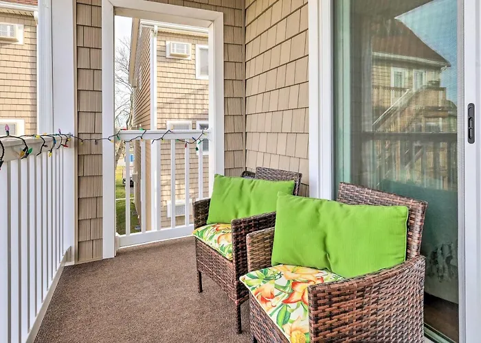 Ocean W/ Private Balconies! Holiday home *