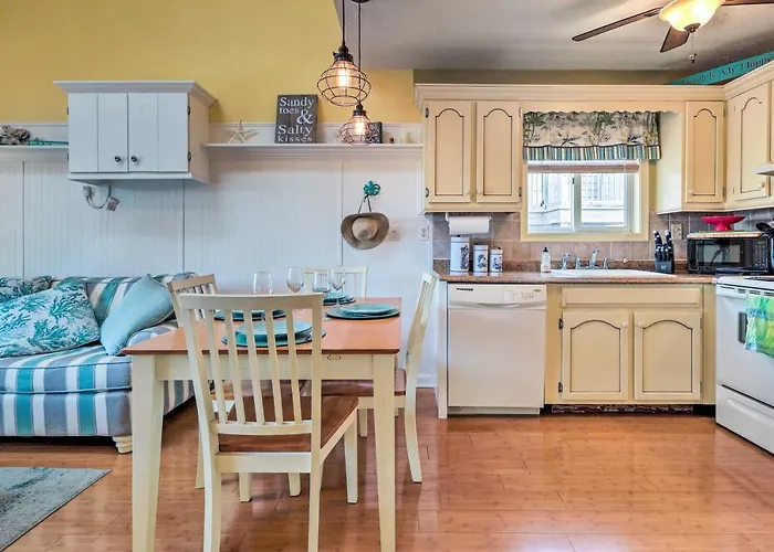Holiday home Ocean W/ Private Balconies! *